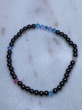 ✨ Natural Hematite Beaded Bracelet with Swarovski Crystal Accents ✨